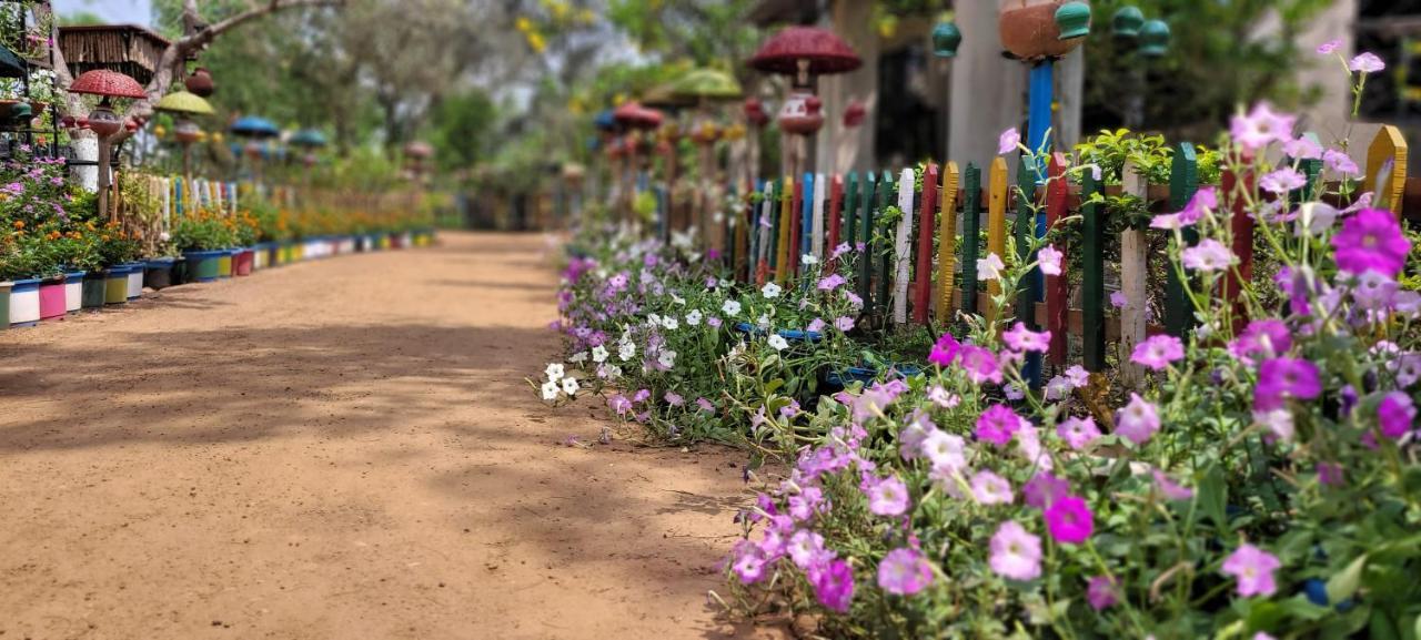 Panchobon Art Resort Shānti Niketan 外观 照片